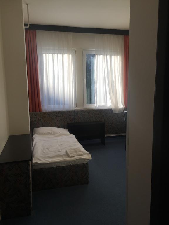 Hotel U Tri Lvu Ceske Budejovice Eksteriør bilde